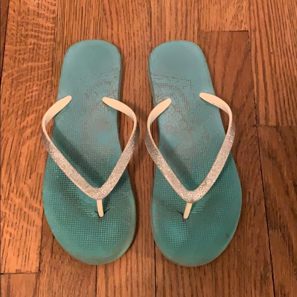 blue flip flops